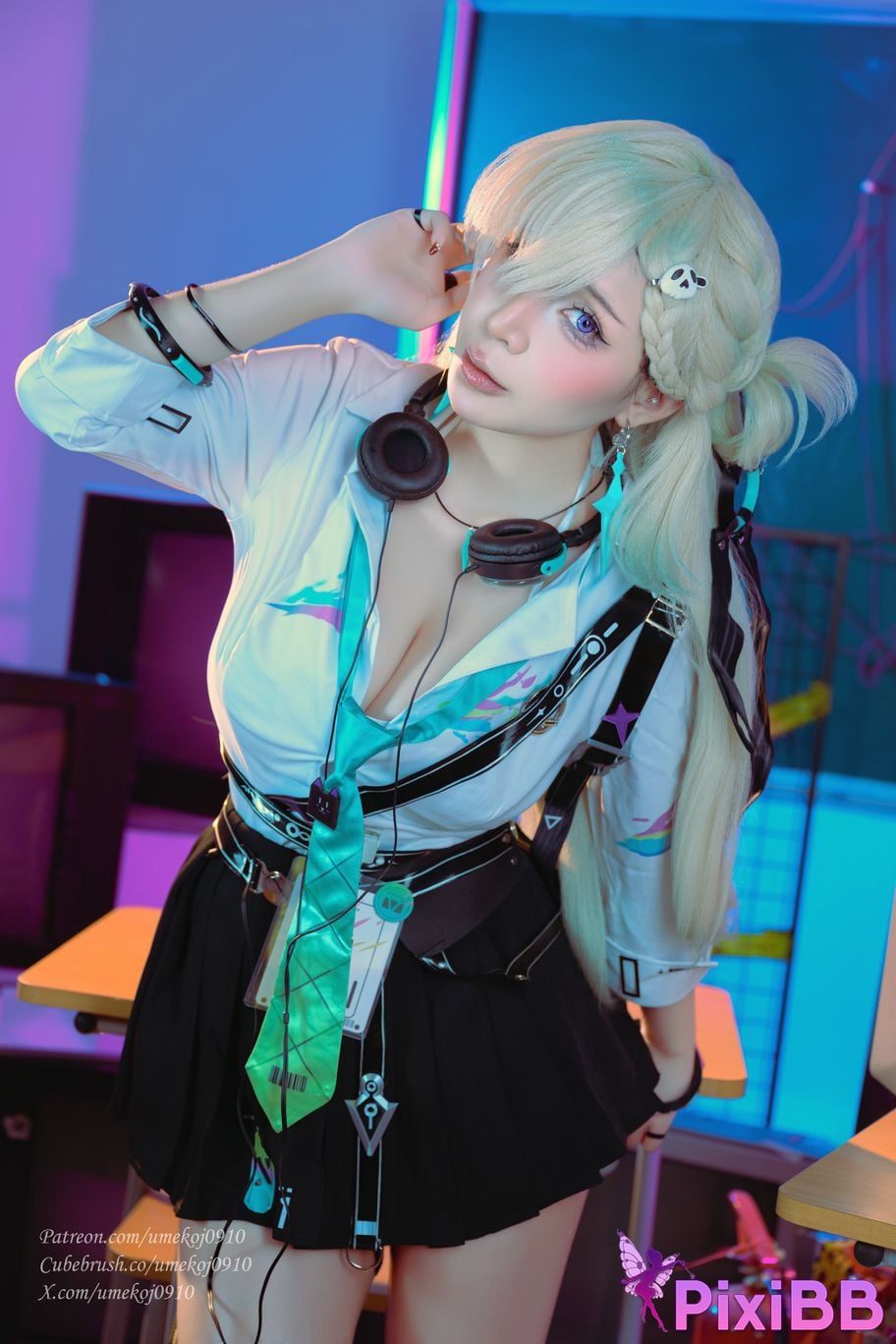 Umeko J Lynae PixiBB.COM 23
