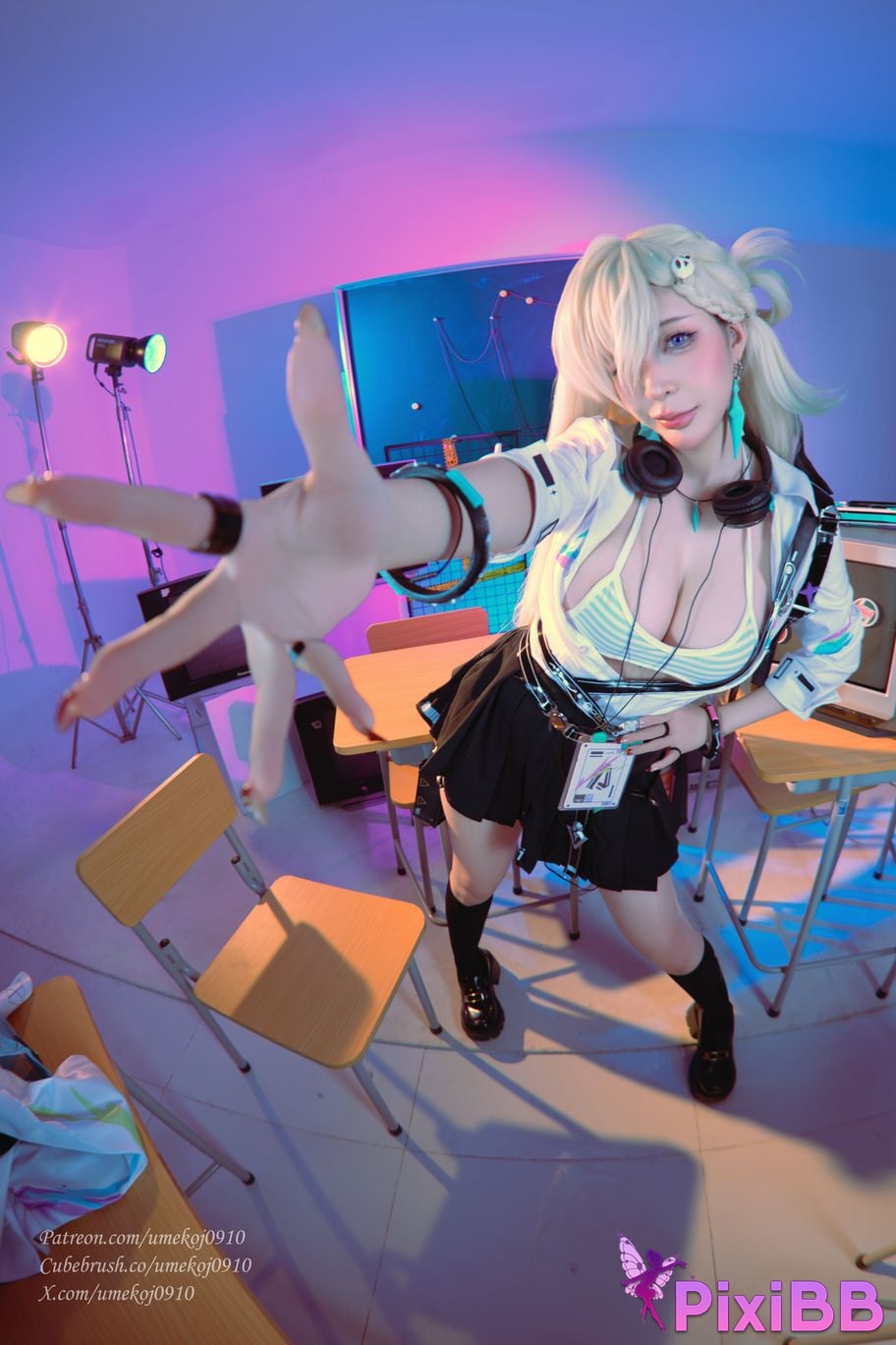 Umeko J Lynae PixiBB.COM 25