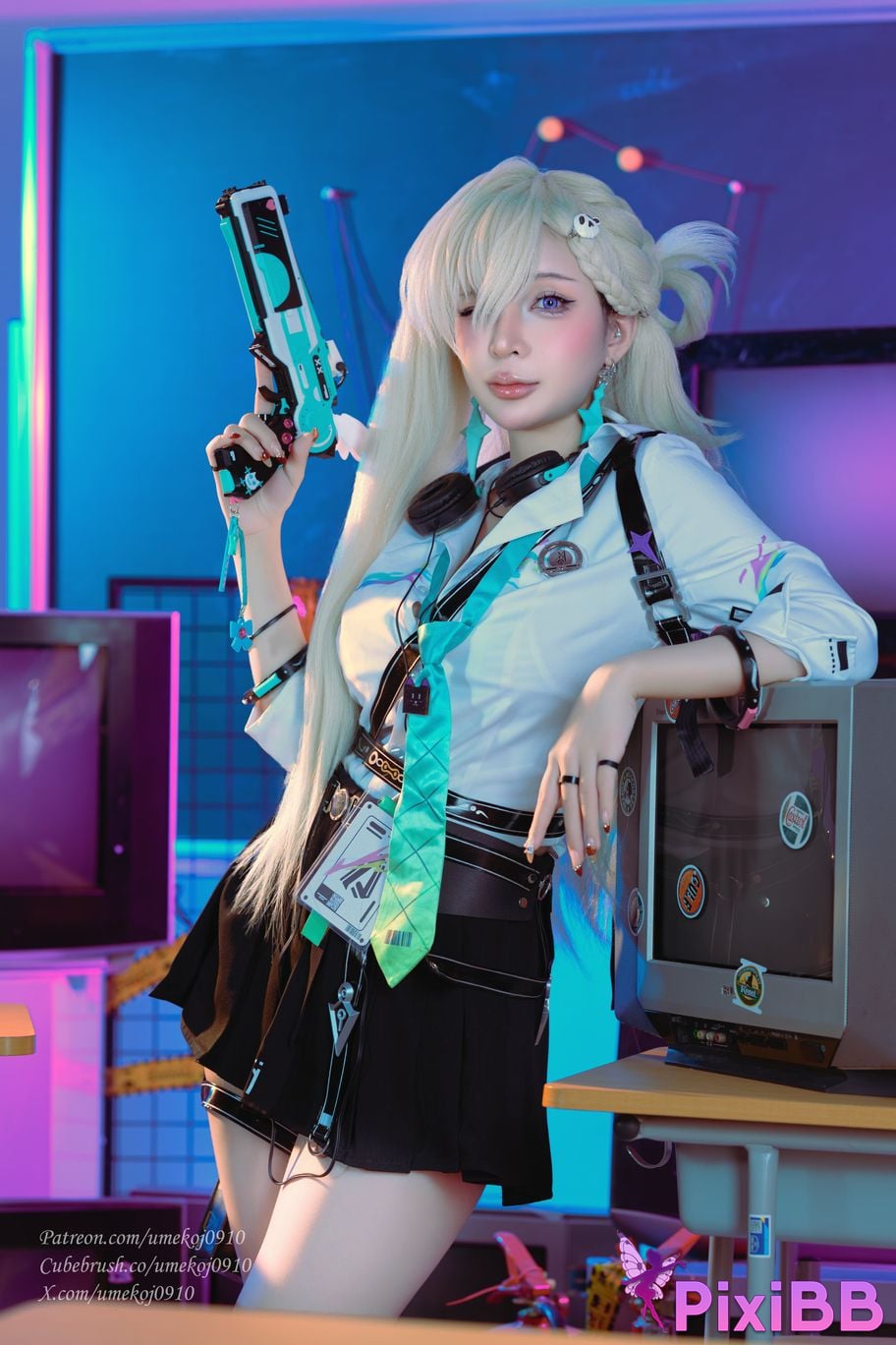 Umeko J Lynae PixiBB.COM 37