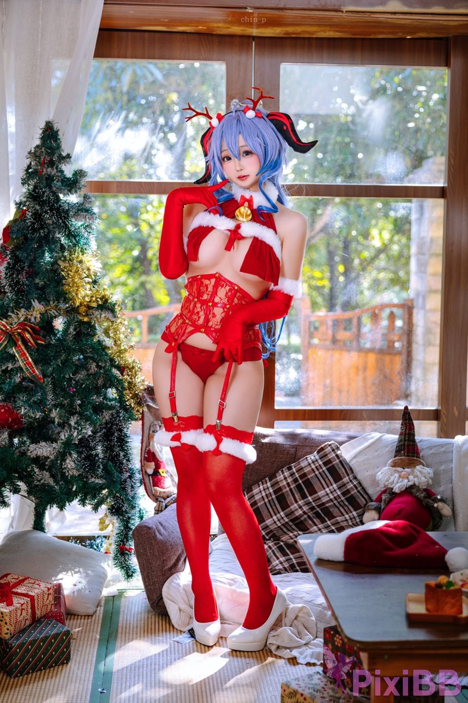 Coser Ri nai jiao PixiBB.COM 001