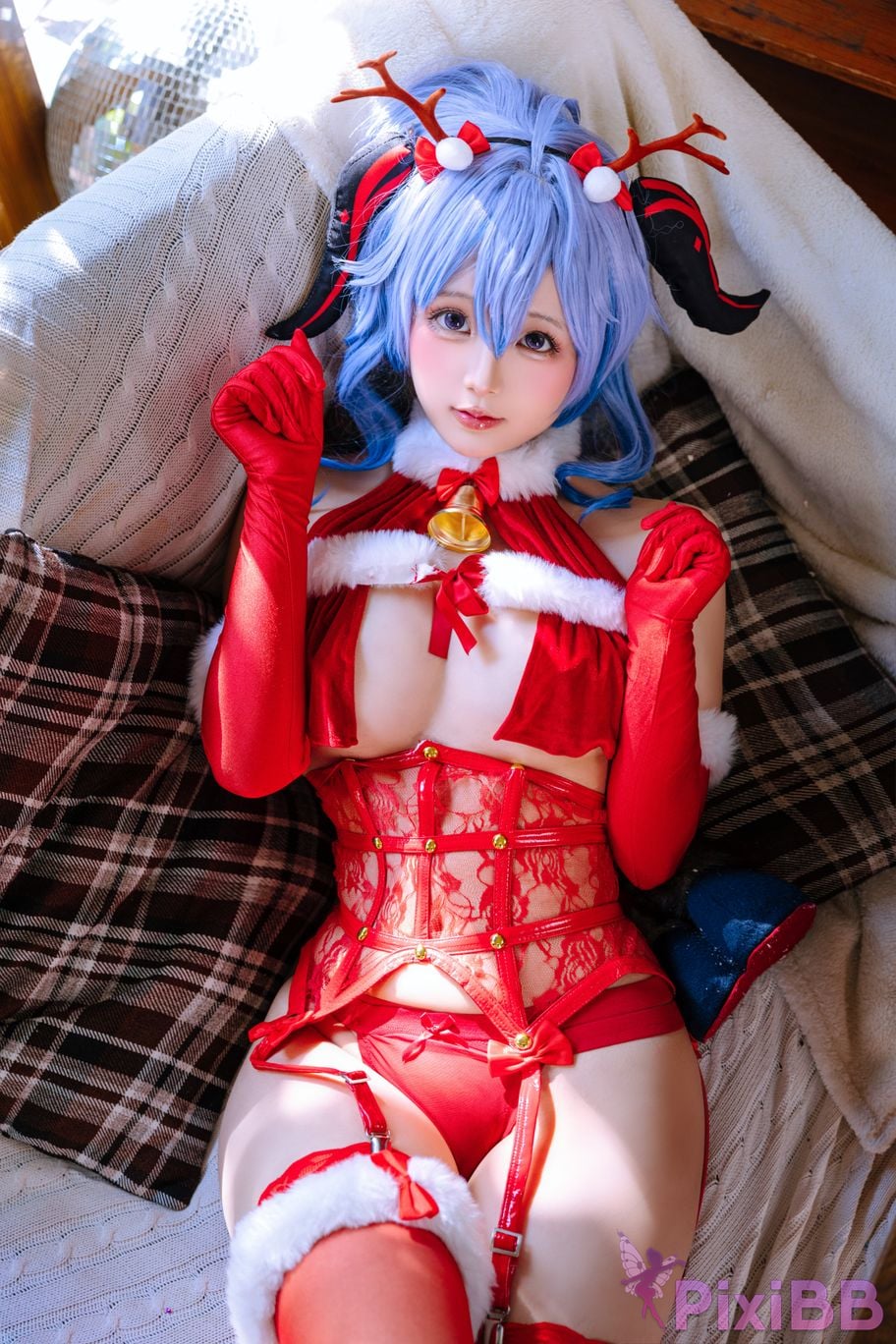Coser Ri nai jiao PixiBB.COM 018