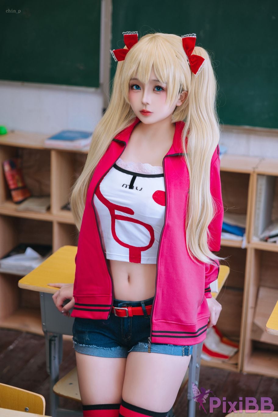 Coser Ri nai jiao PixiBB.COM 001