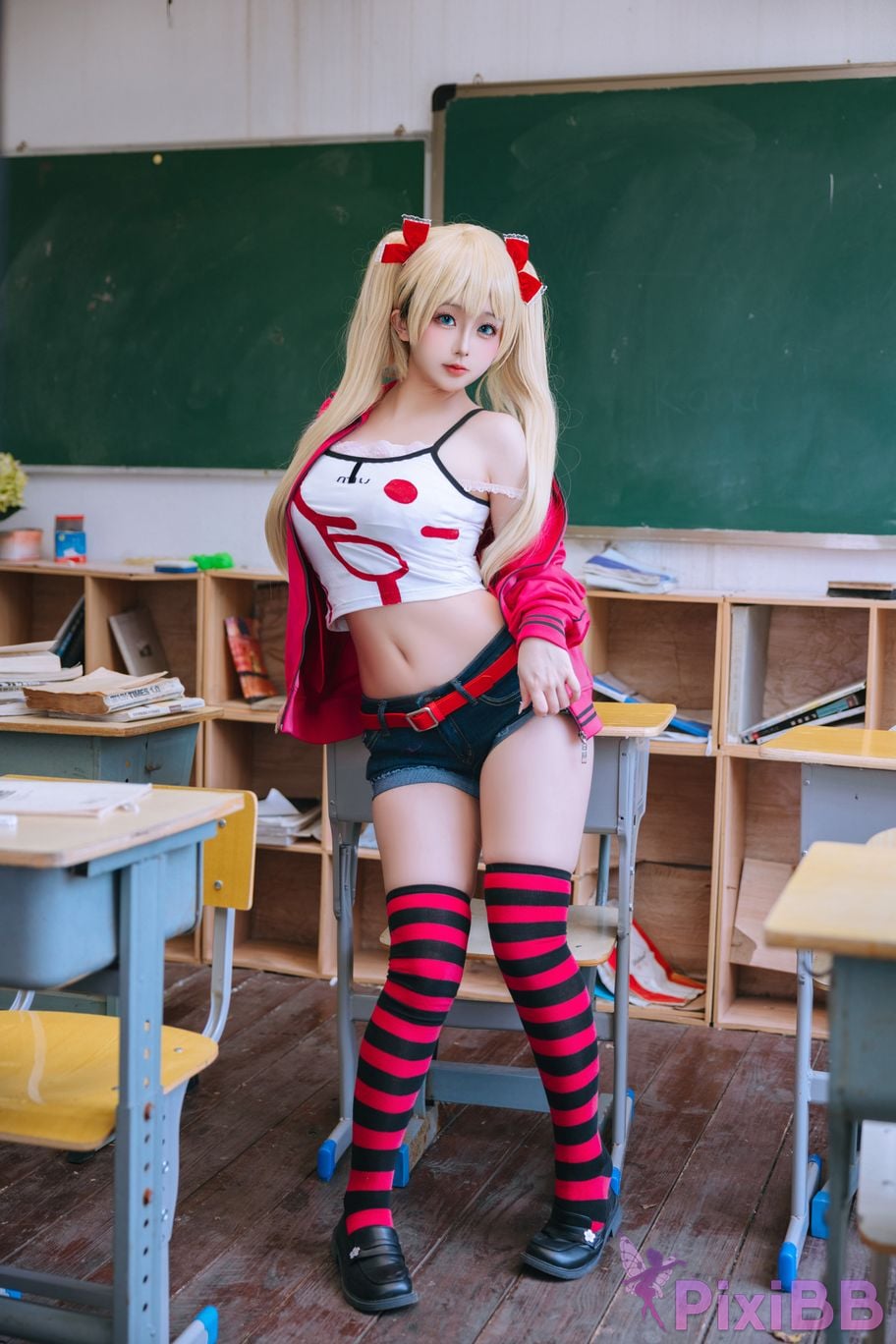 Coser Ri nai jiao PixiBB.COM 006