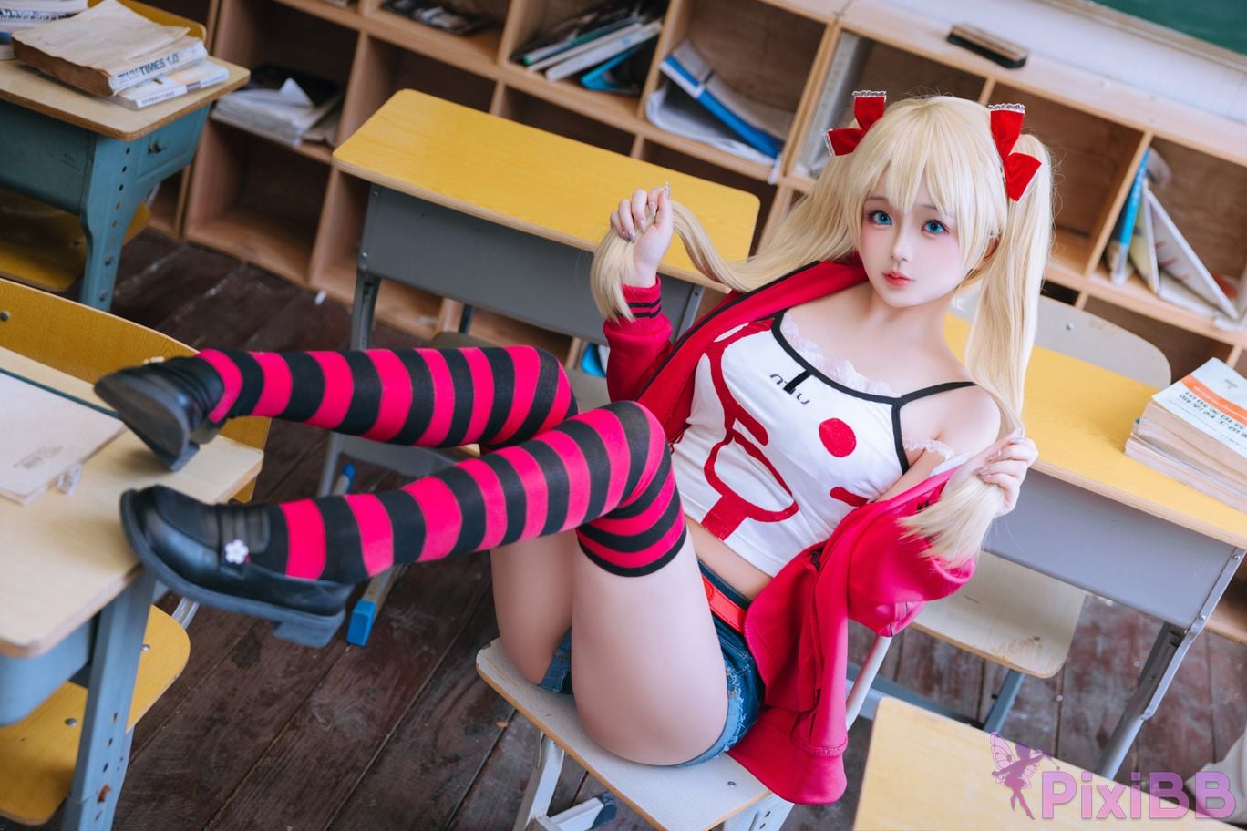 Coser Ri nai jiao PixiBB.COM 008