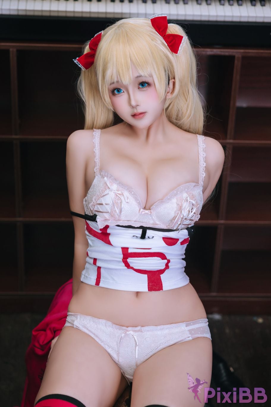Coser Ri nai jiao PixiBB.COM 046