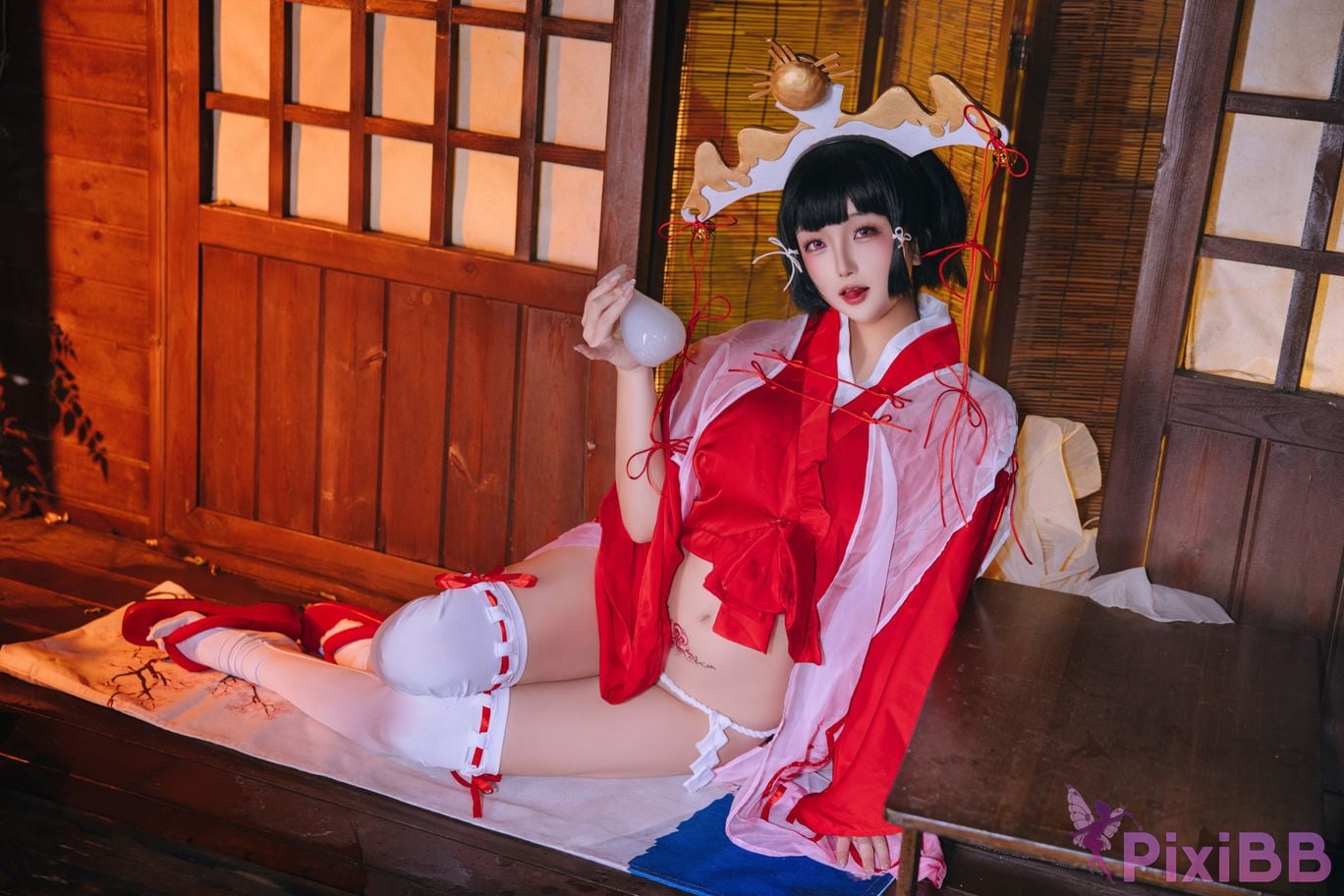 Coser Ri nai jiao PixiBB.COM 001