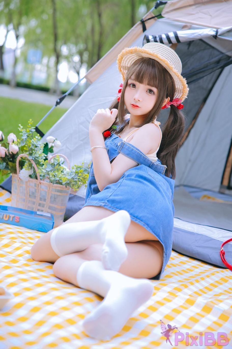 Coser Ri nai jiao PixiBB.COM 002