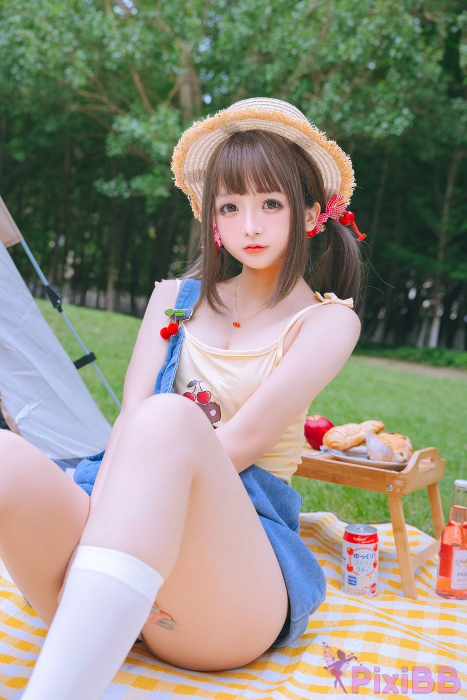 Coser Ri nai jiao PixiBB.COM 008