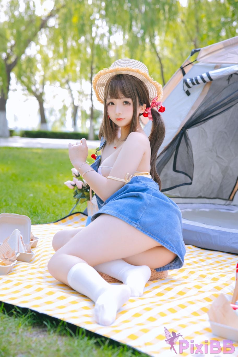 Coser Ri nai jiao PixiBB.COM 044