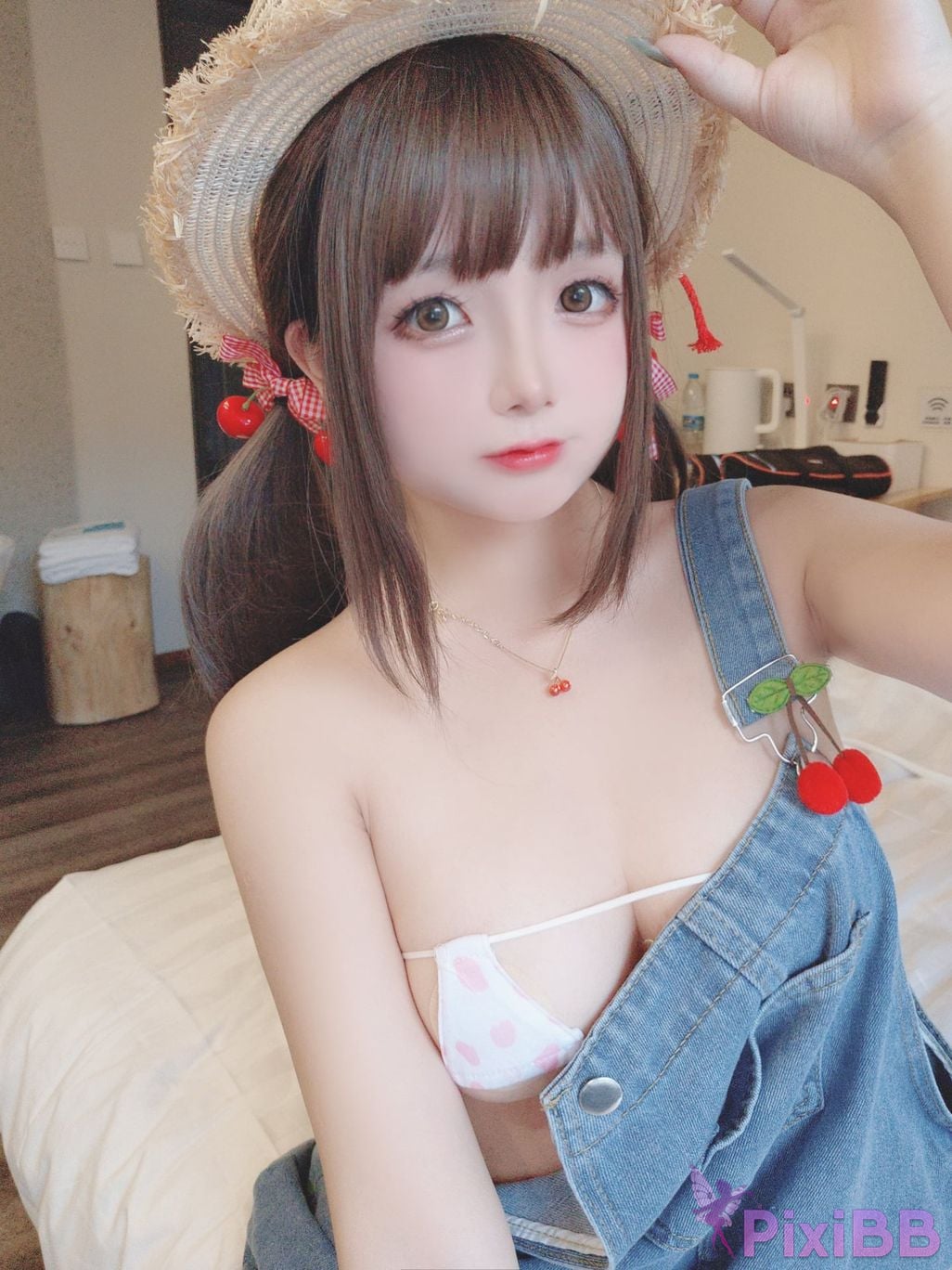 Coser Ri nai jiao PixiBB.COM 160