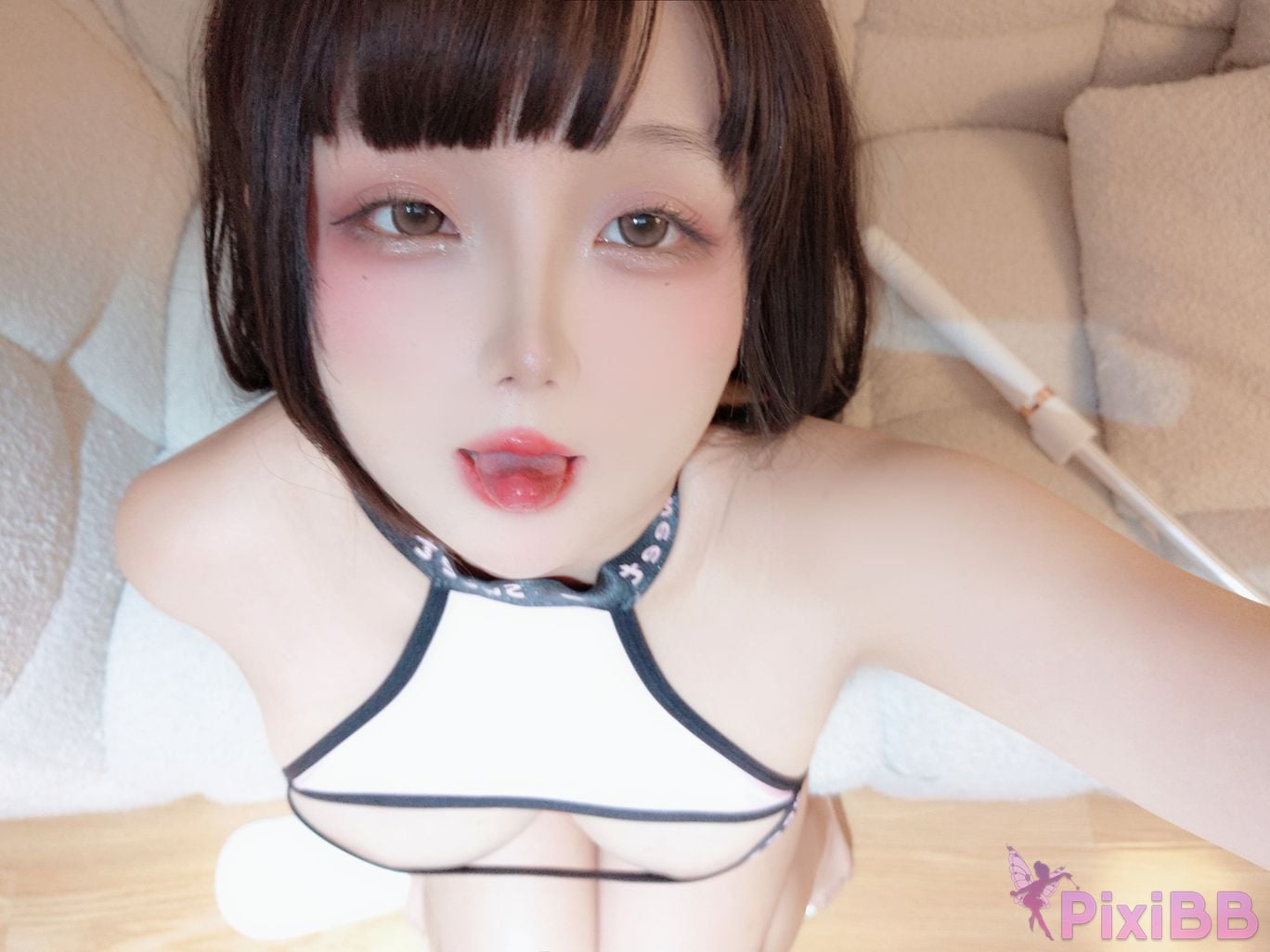 Coser Ri nai jiao PixiBB.COM 024