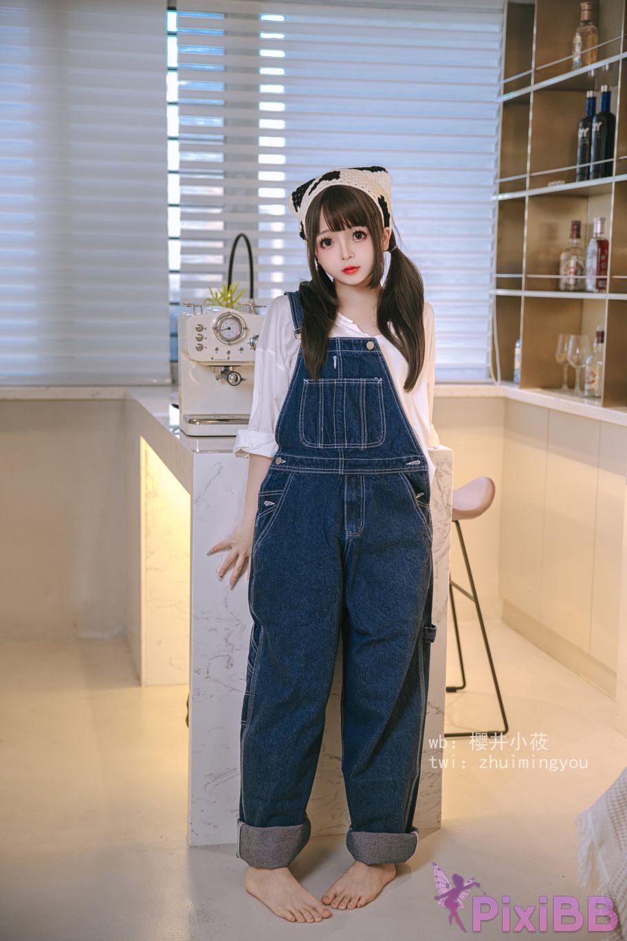 Coser Ri nai jiao PixiBB.COM 001