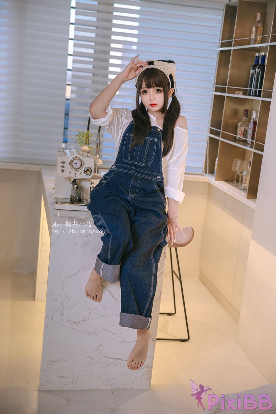 Coser Ri nai jiao PixiBB.COM 003