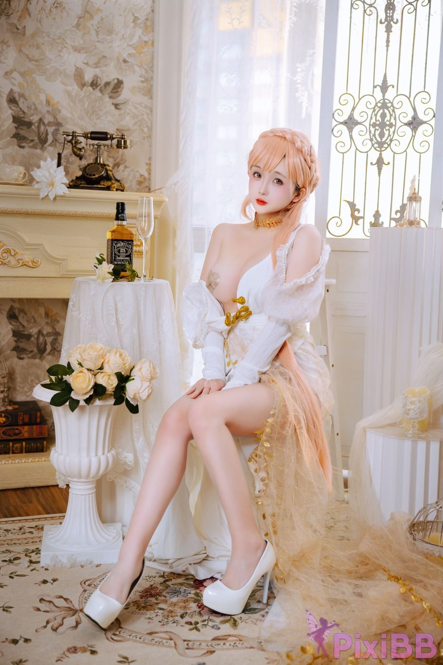 Coser Ri nai jiao PixiBB.COM 010