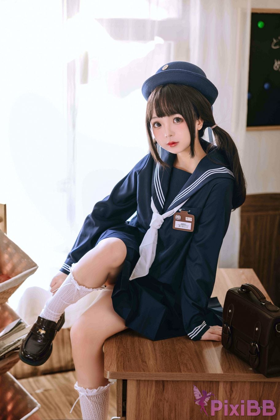 Coser Ri nai jiao PixiBB.COM 002