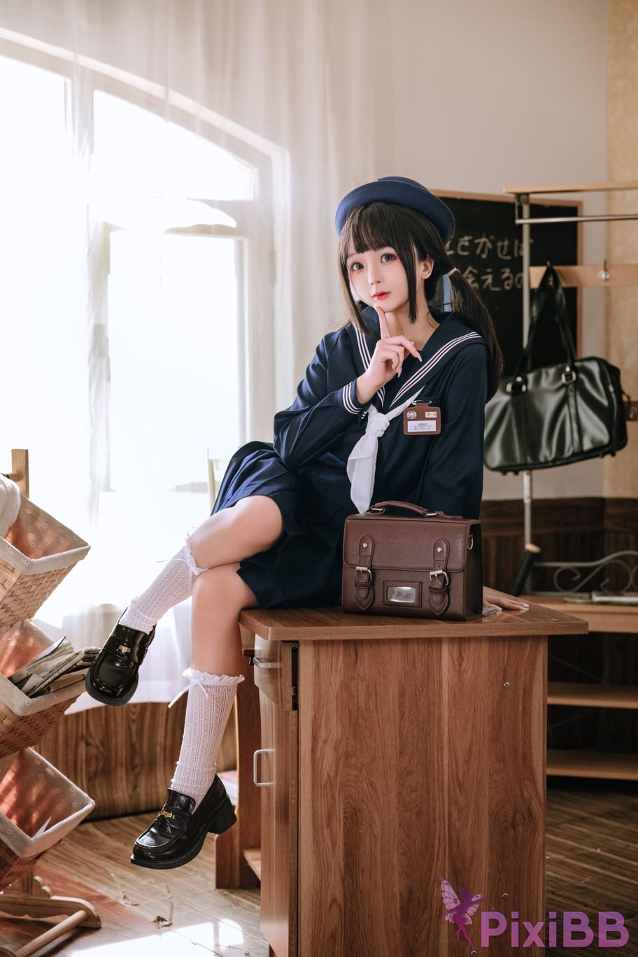 Coser Ri nai jiao PixiBB.COM 004
