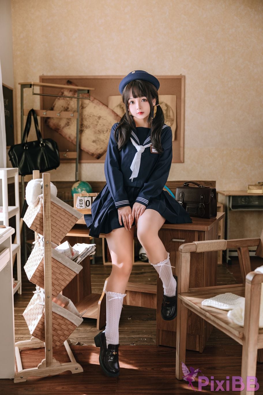 Coser Ri nai jiao PixiBB.COM 011
