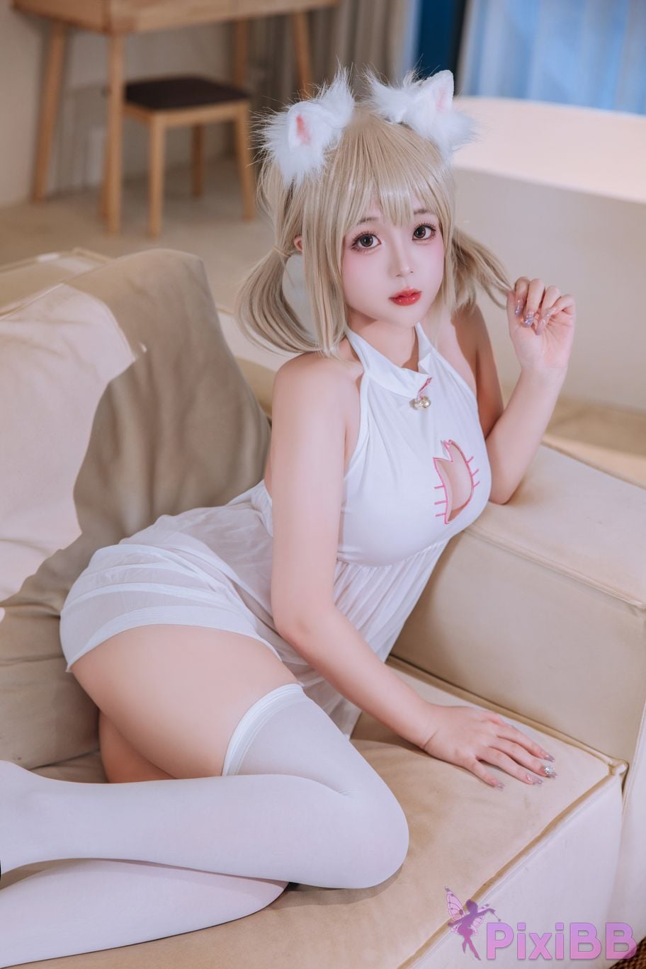 Coser Ri nai jiao PixiBB.COM 002