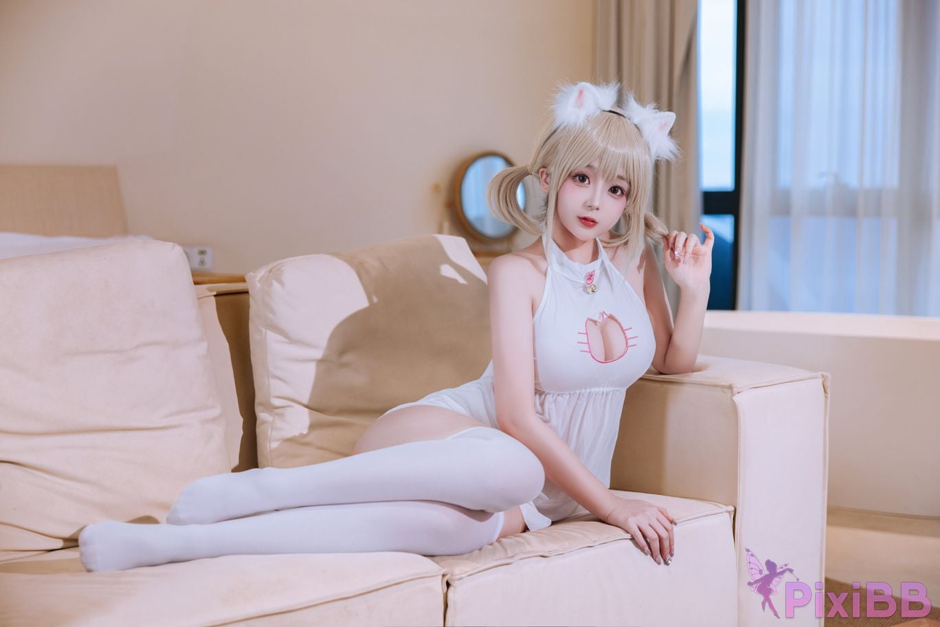 Coser Ri nai jiao PixiBB.COM 006