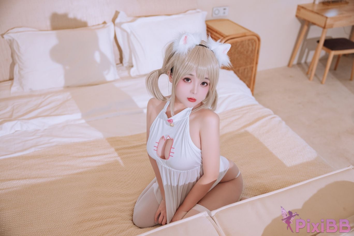 Coser Ri nai jiao PixiBB.COM 028