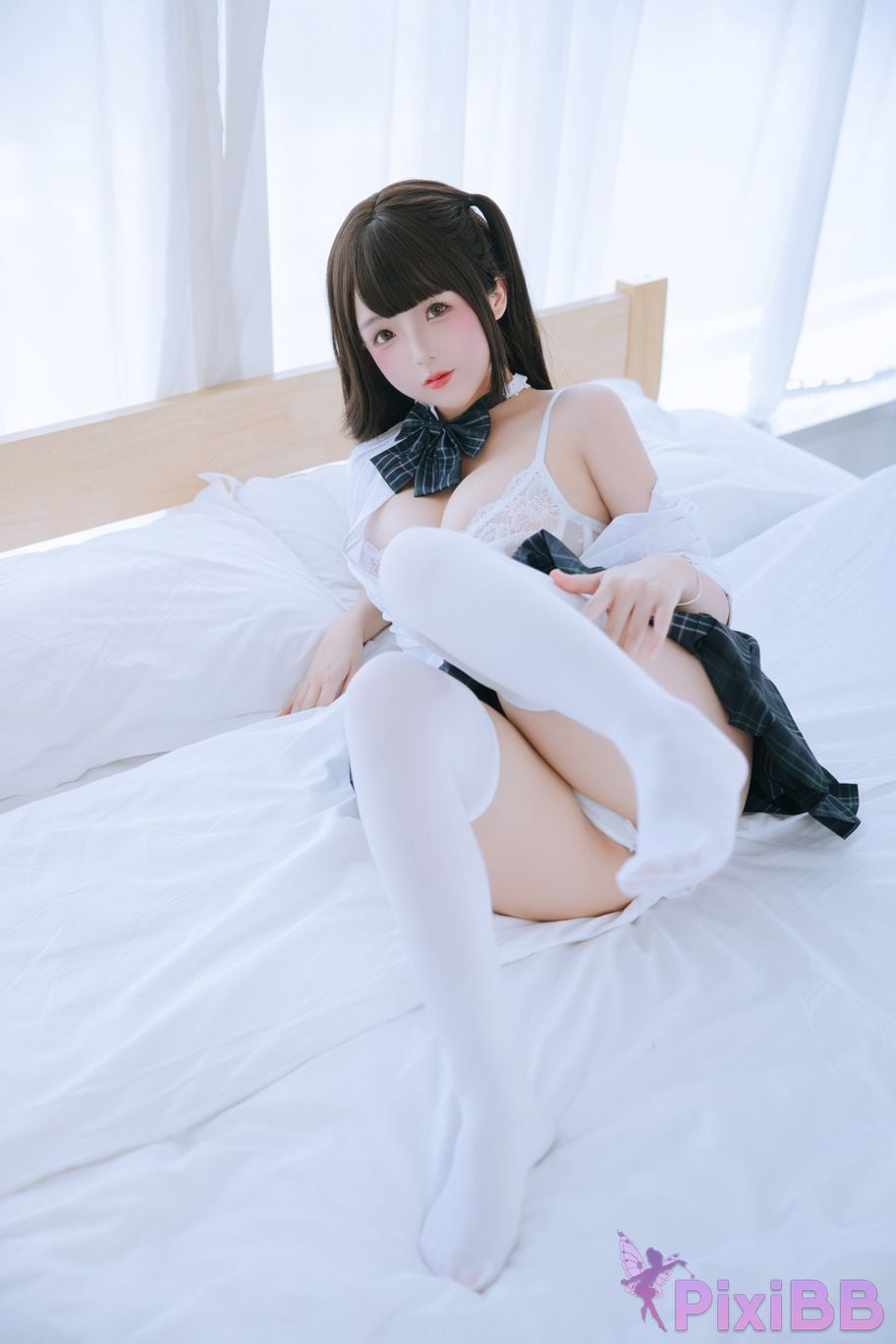 Coser Ri nai jiao PixiBB.COM 016