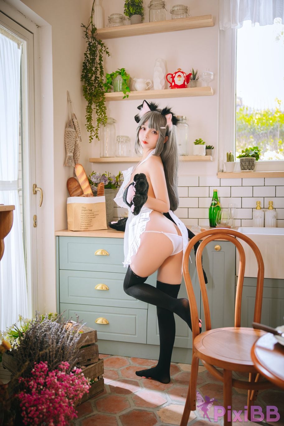 Coser Ri nai jiao PixiBB.COM 001