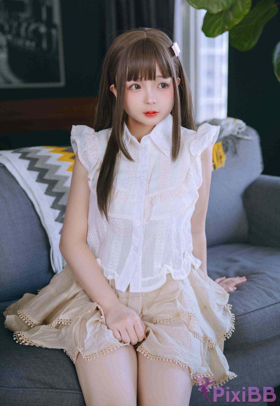 Coser Ri nai jiao PixiBB.COM 002
