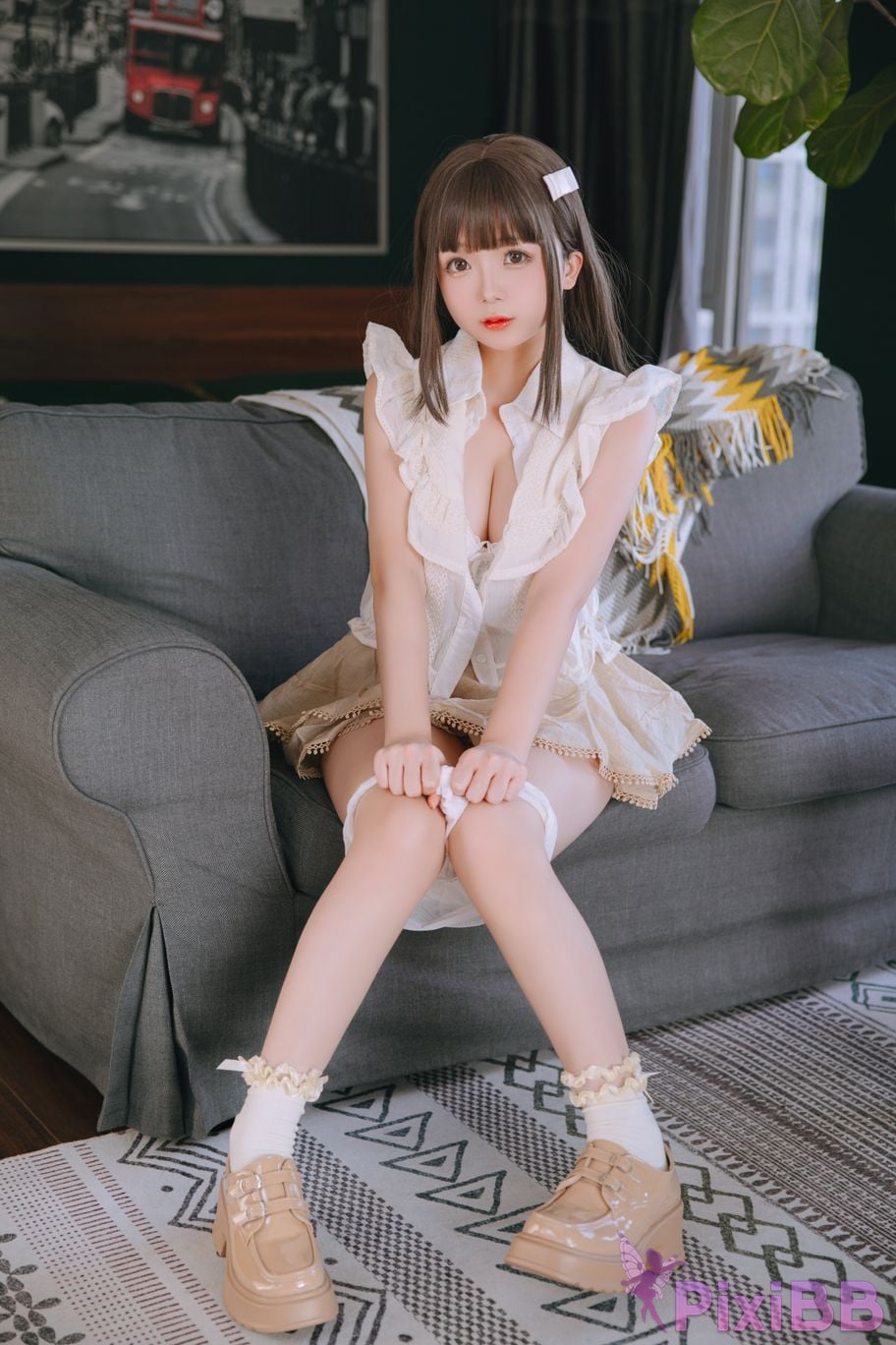 Coser Ri nai jiao PixiBB.COM 020
