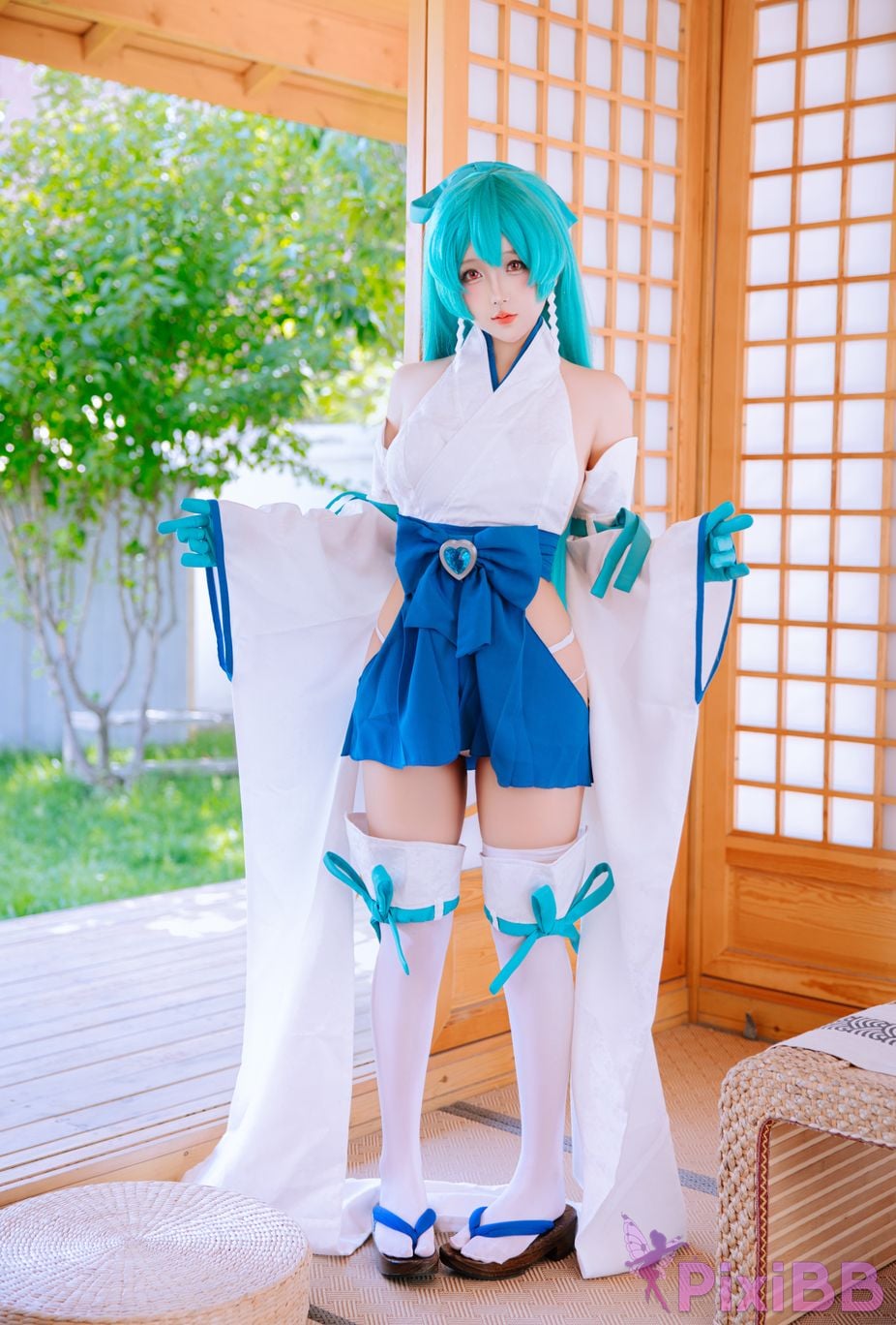 Coser Ri nai jiao PixiBB.COM 002