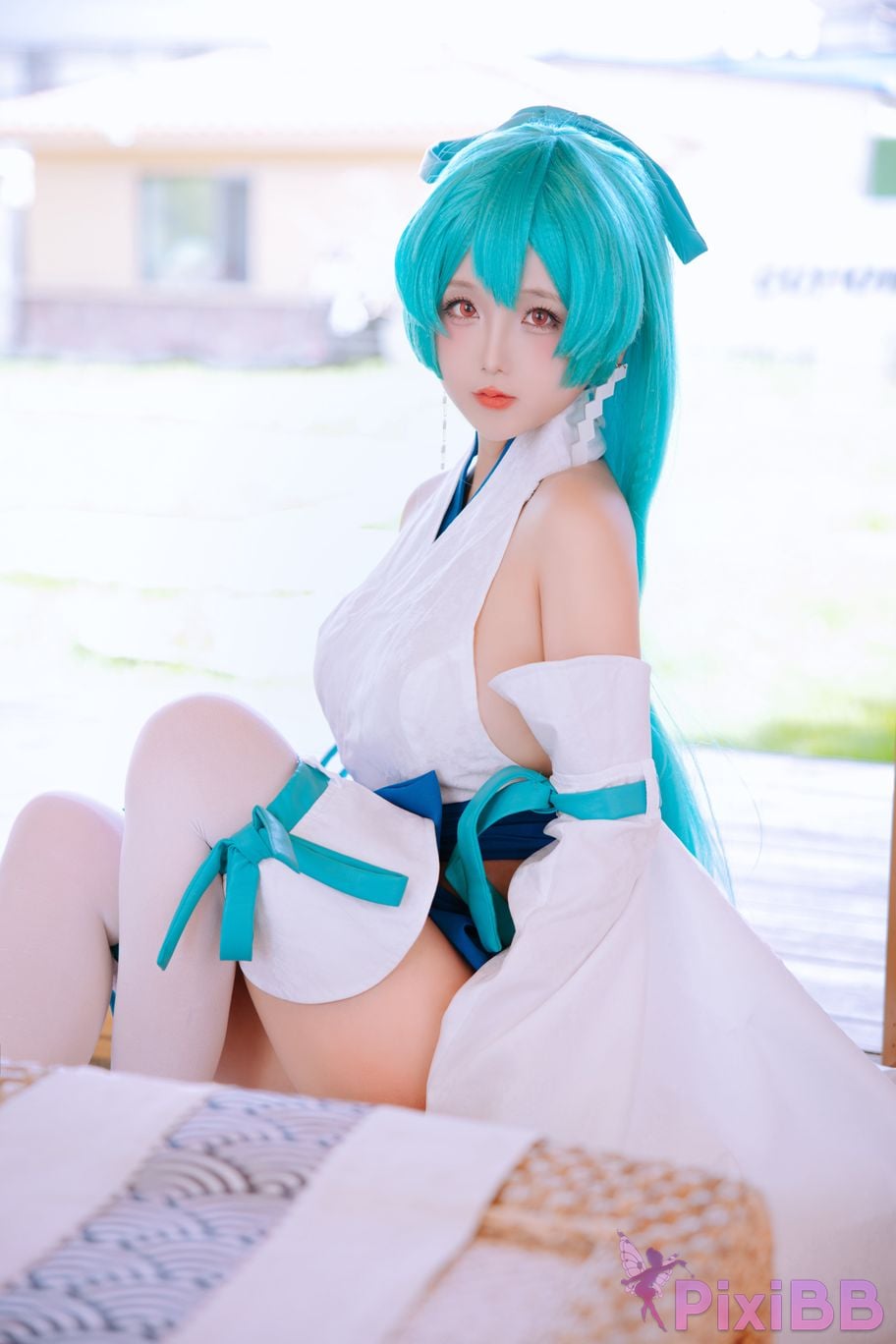 Coser Ri nai jiao PixiBB.COM 010