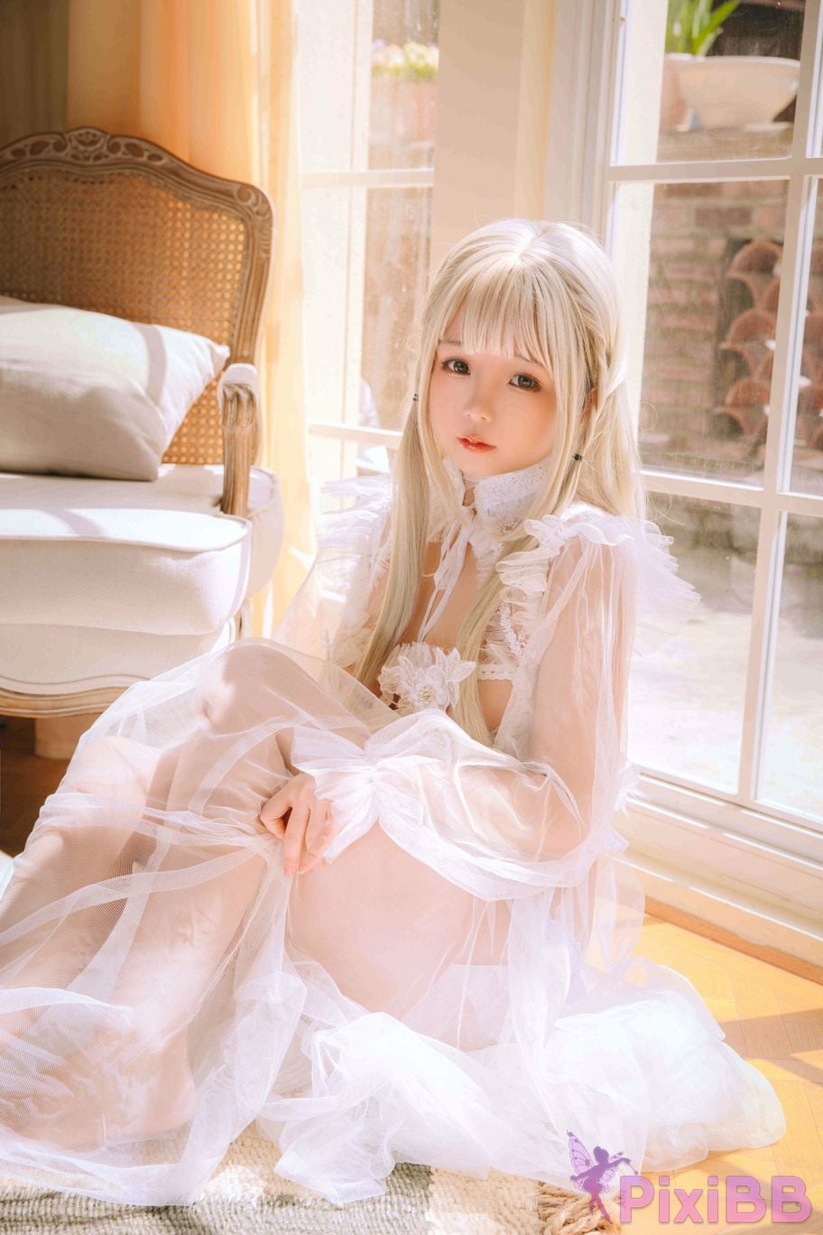 Coser Ri nai jiao PixiBB.COM 002
