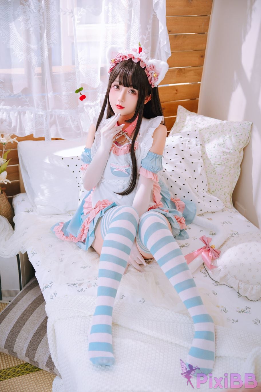 Coser Ri nai jiao PixiBB.COM 015