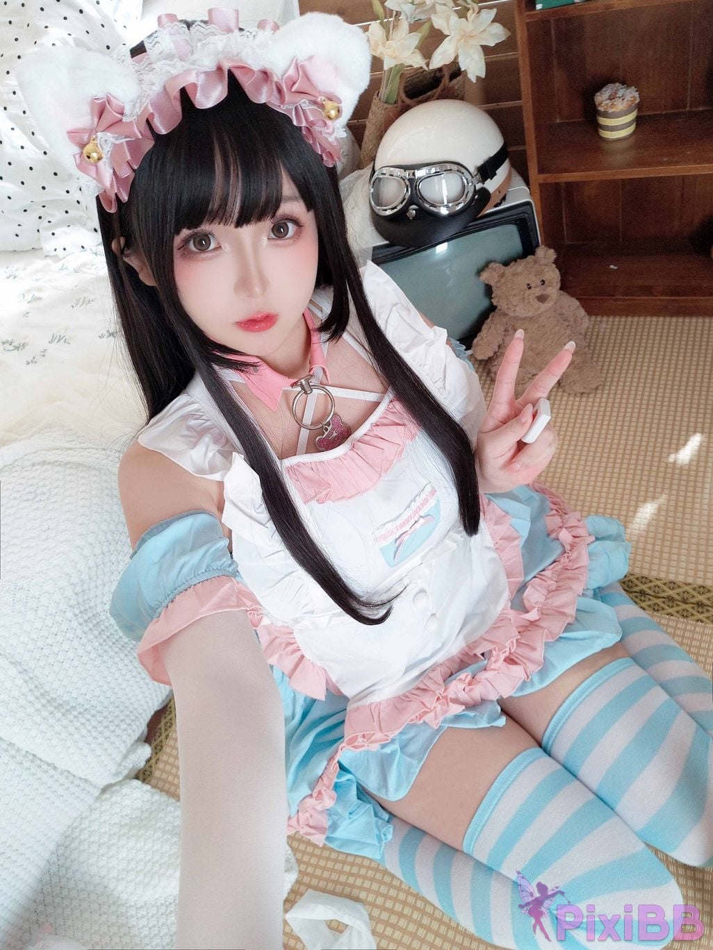 Coser Ri nai jiao PixiBB.COM 018