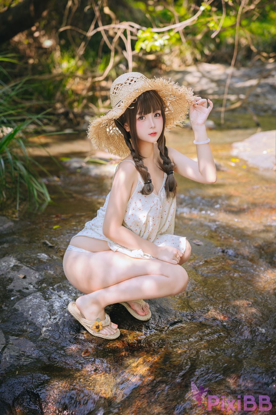 Coser Ri nai jiao PixiBB.COM 001