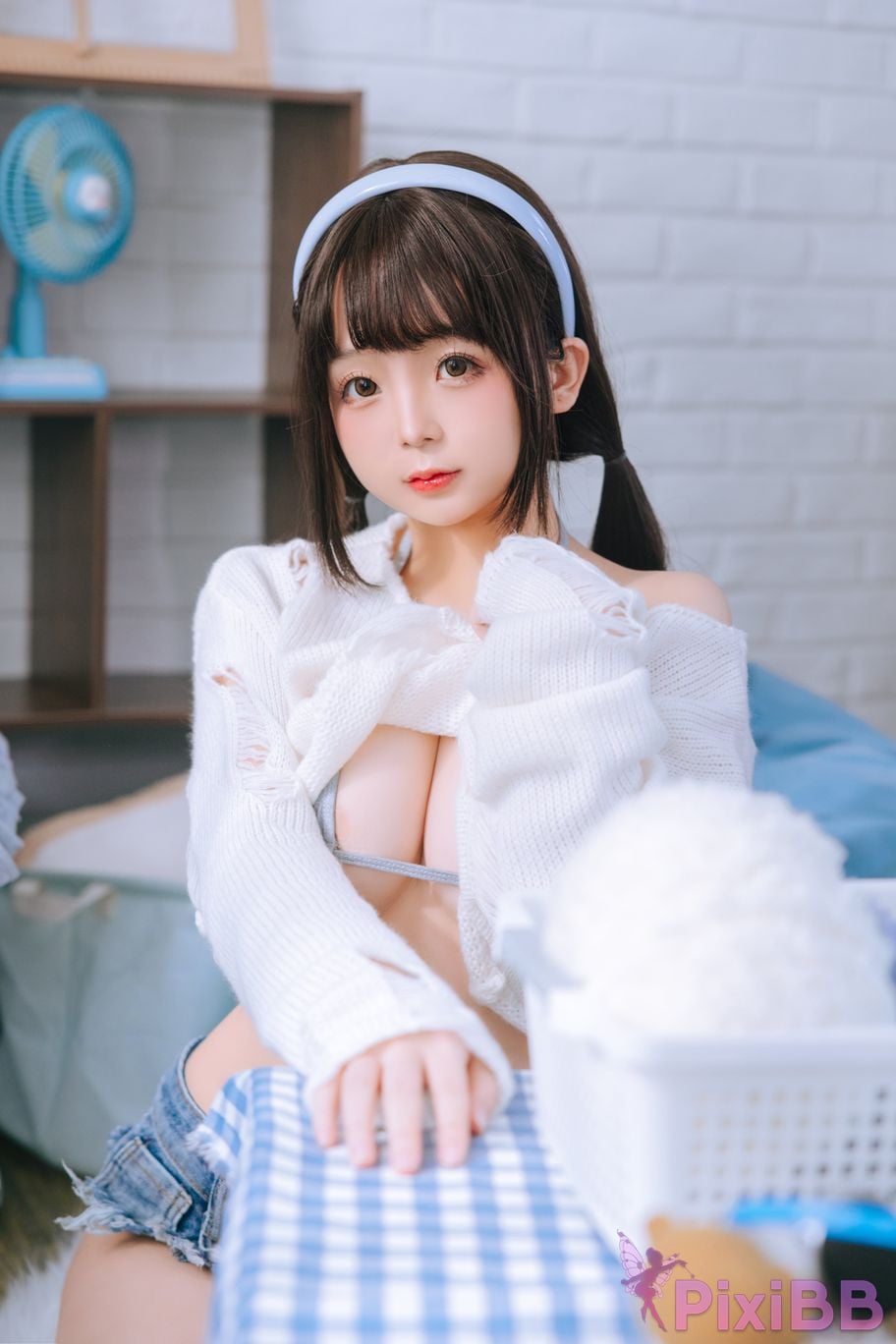 Coser Ri nai jiao PixiBB.COM 013