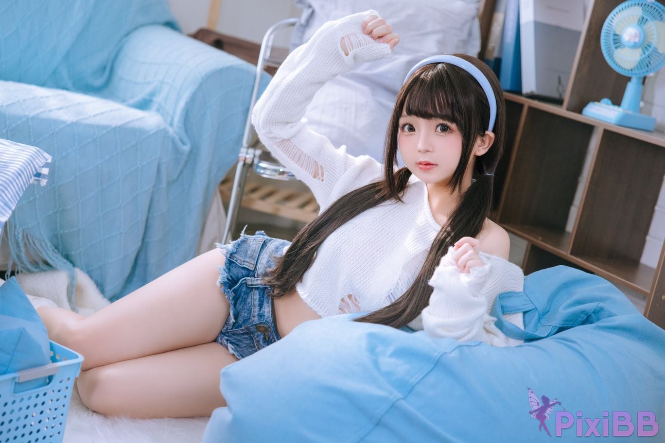 Coser Ri nai jiao PixiBB.COM 092