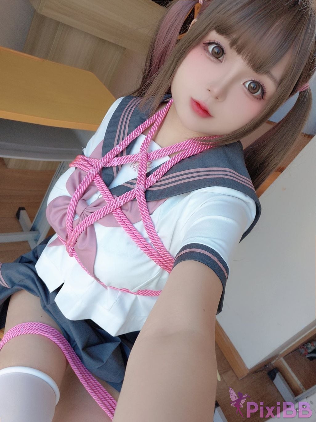 Coser Ri nai jiao PixiBB.COM 029