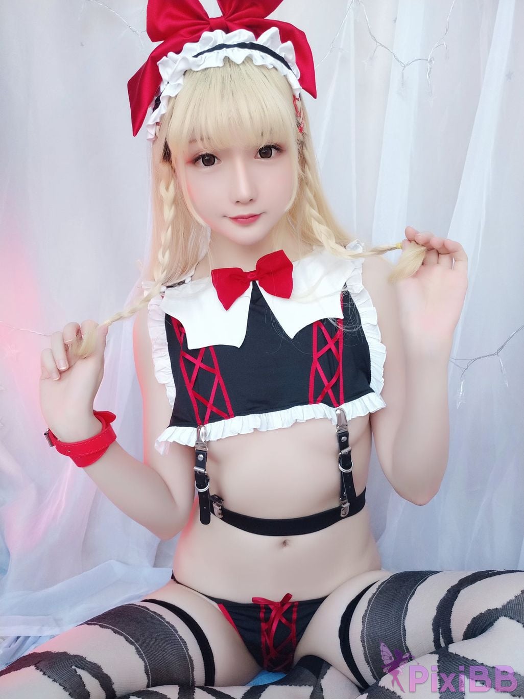 Coser Hoshilily PixiBB.COM 032