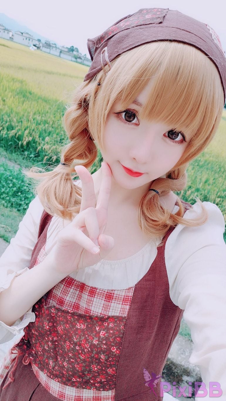 Coser Hoshilily PixiBB.COM 189.JPG