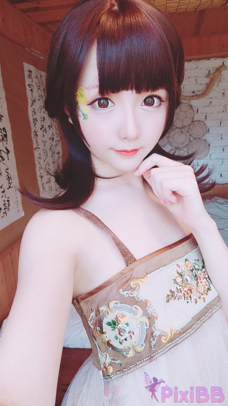 Coser Hoshilily PixiBB.COM 192.JPG