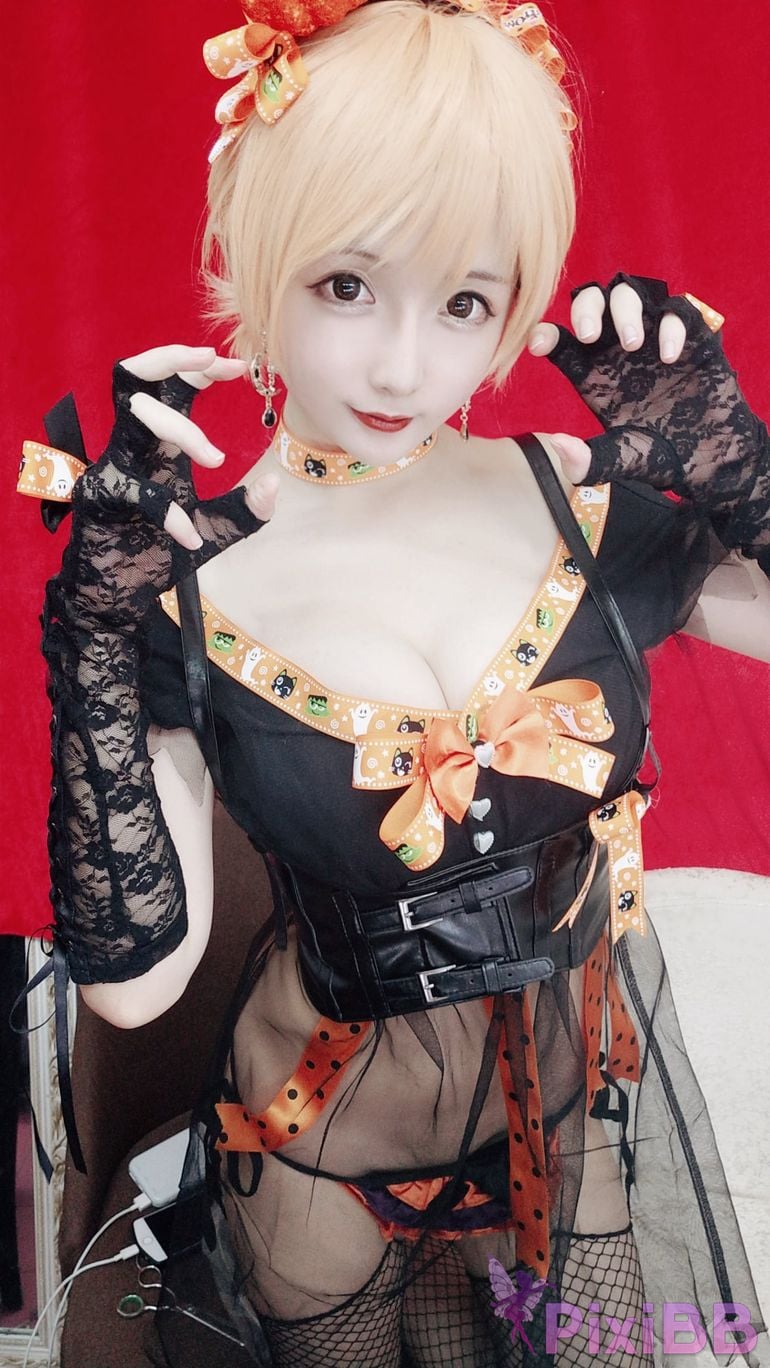 Coser Hoshilily PixiBB.COM 210.JPG