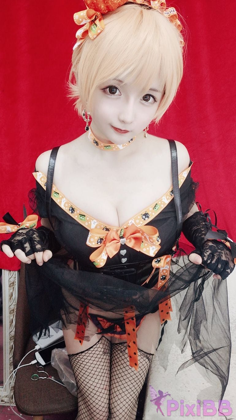 Coser Hoshilily PixiBB.COM 213.JPG