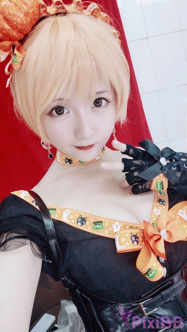 Coser Hoshilily PixiBB.COM 217.JPG