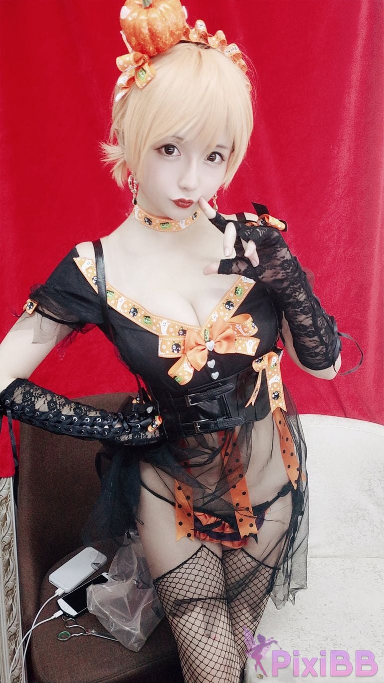 Coser Hoshilily PixiBB.COM 220.JPG