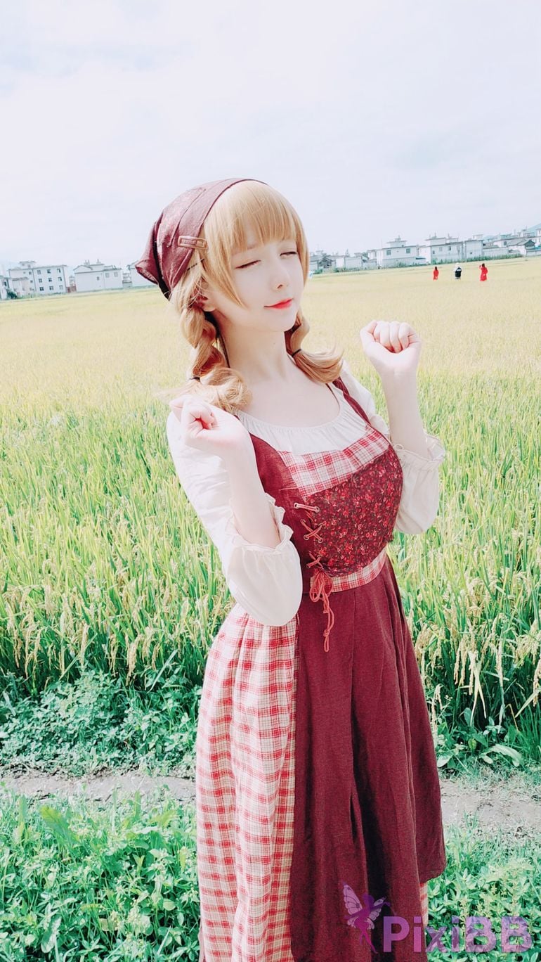 Coser Hoshilily PixiBB.COM 301.JPG