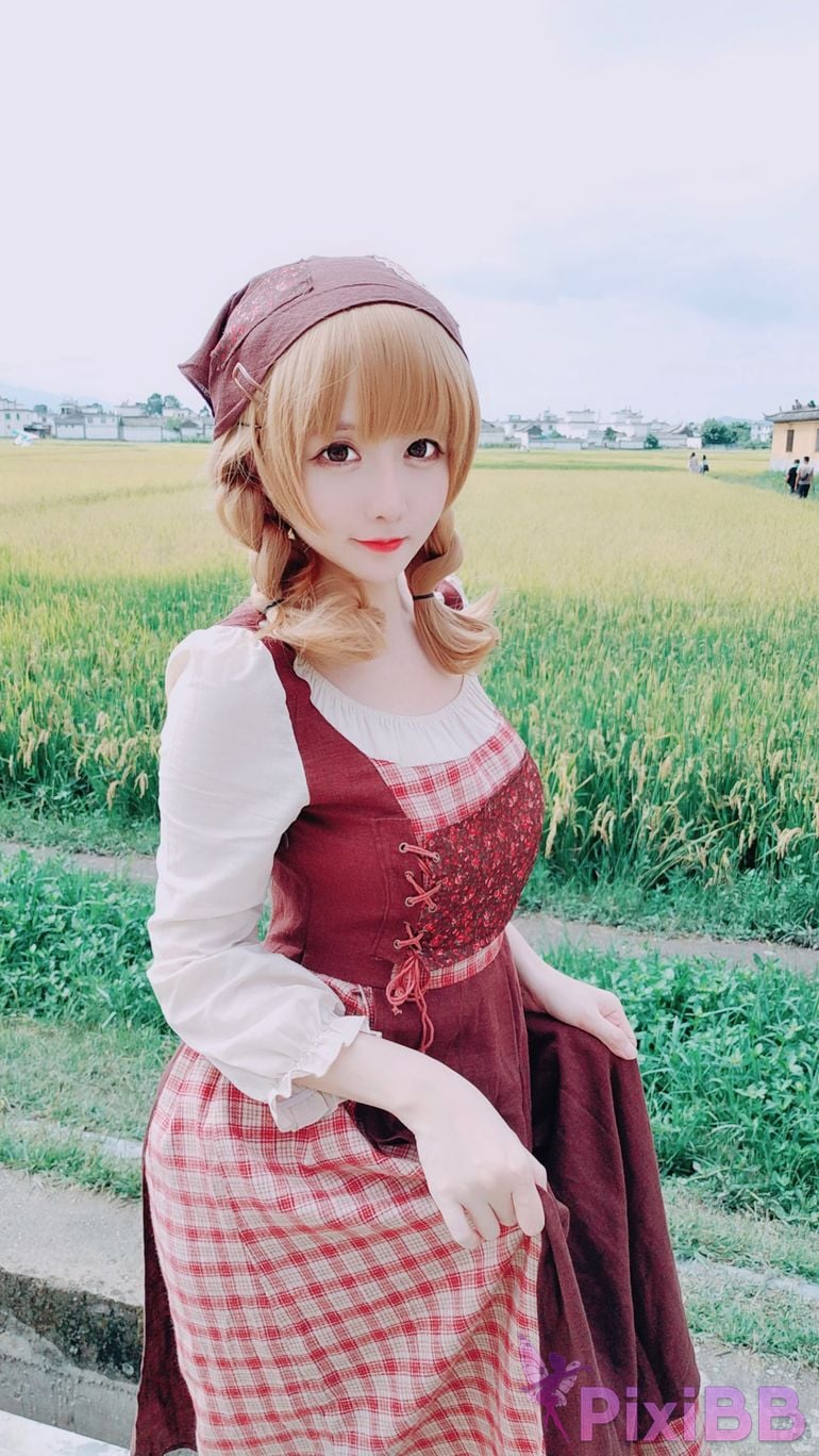 Coser Hoshilily PixiBB.COM 305.JPG