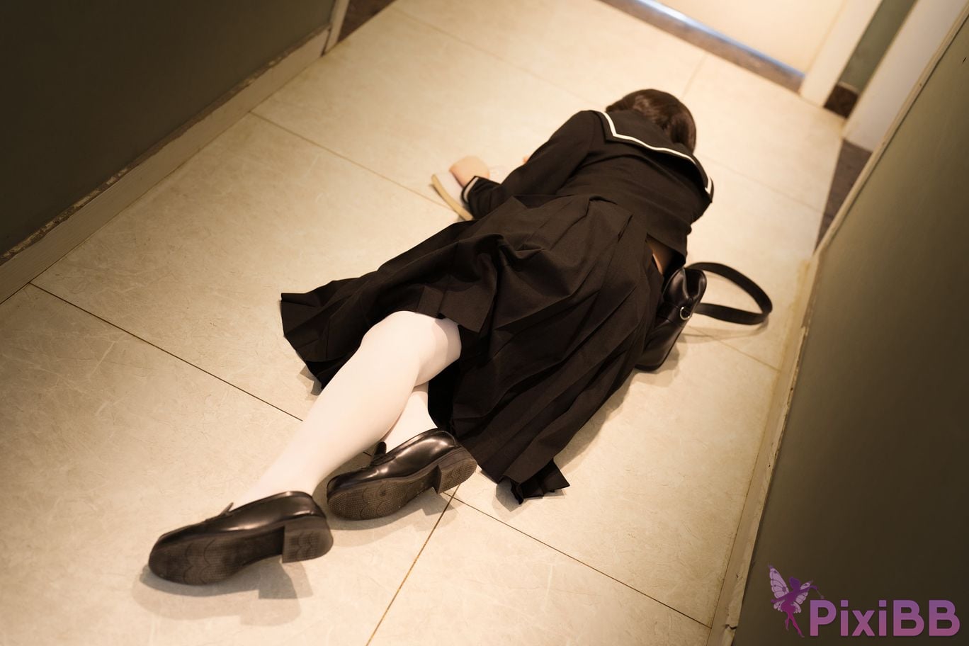 Coser Hoshilily PixiBB.COM 002