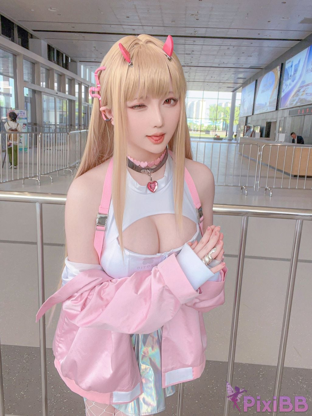 Coser Hoshilily PixiBB.COM 026