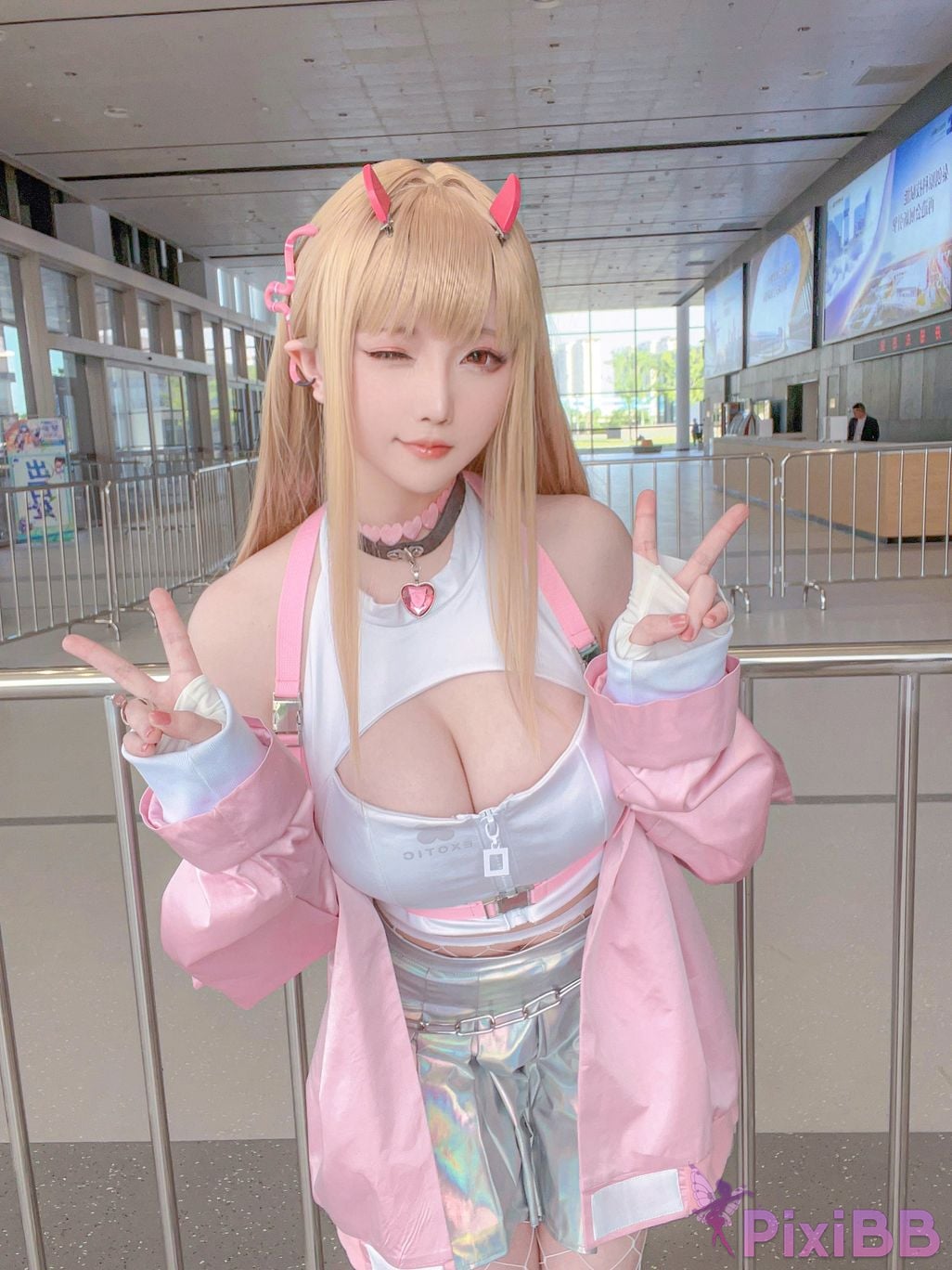 Coser Hoshilily PixiBB.COM 027