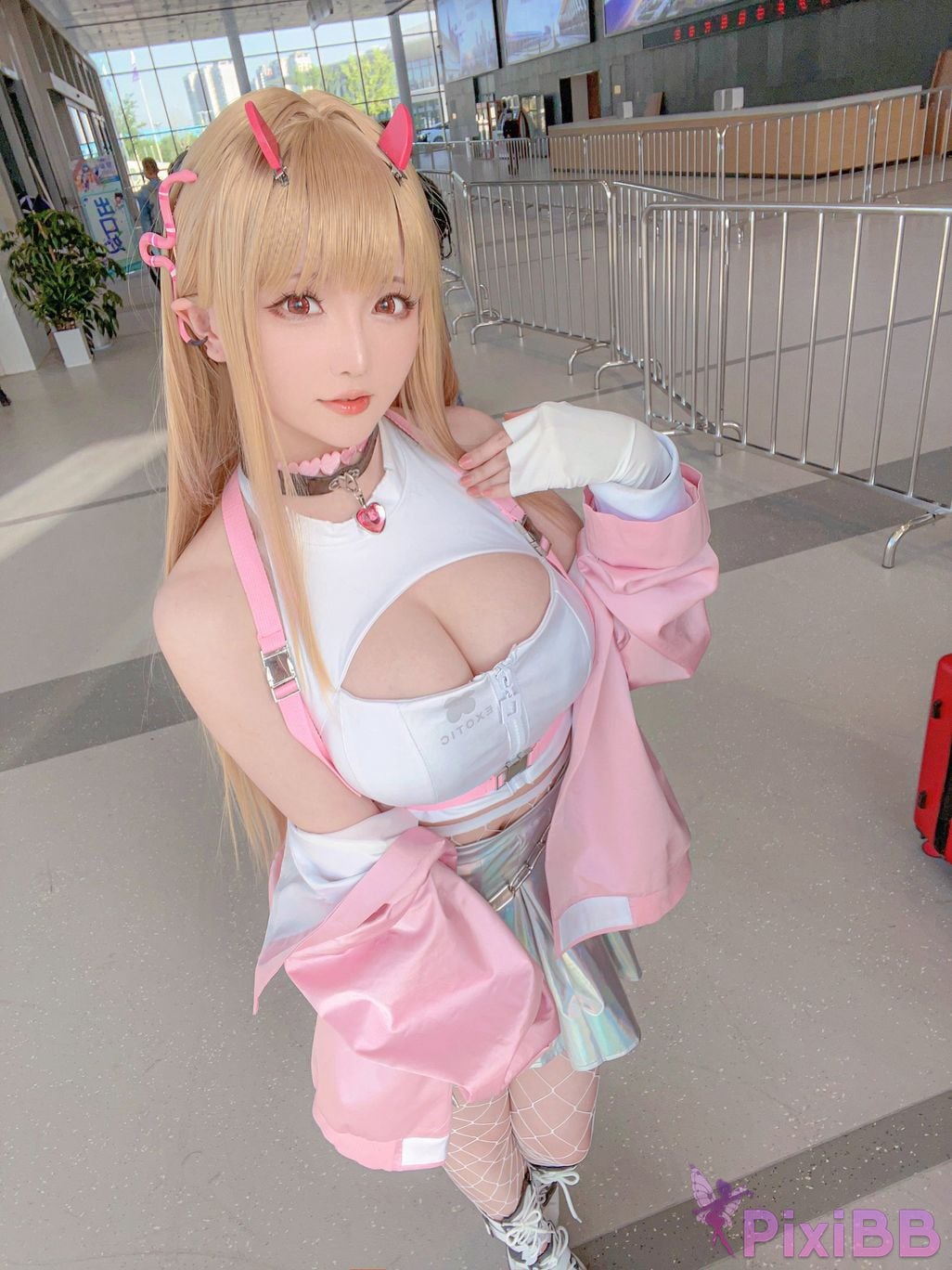 Coser Hoshilily PixiBB.COM 033